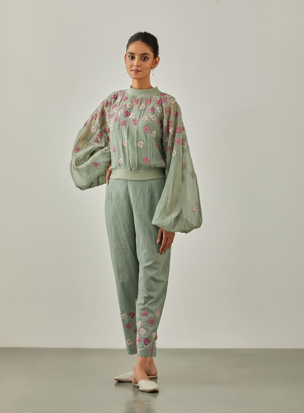 Aqua Noorie Flower Shower Rib Top - VineetRahul