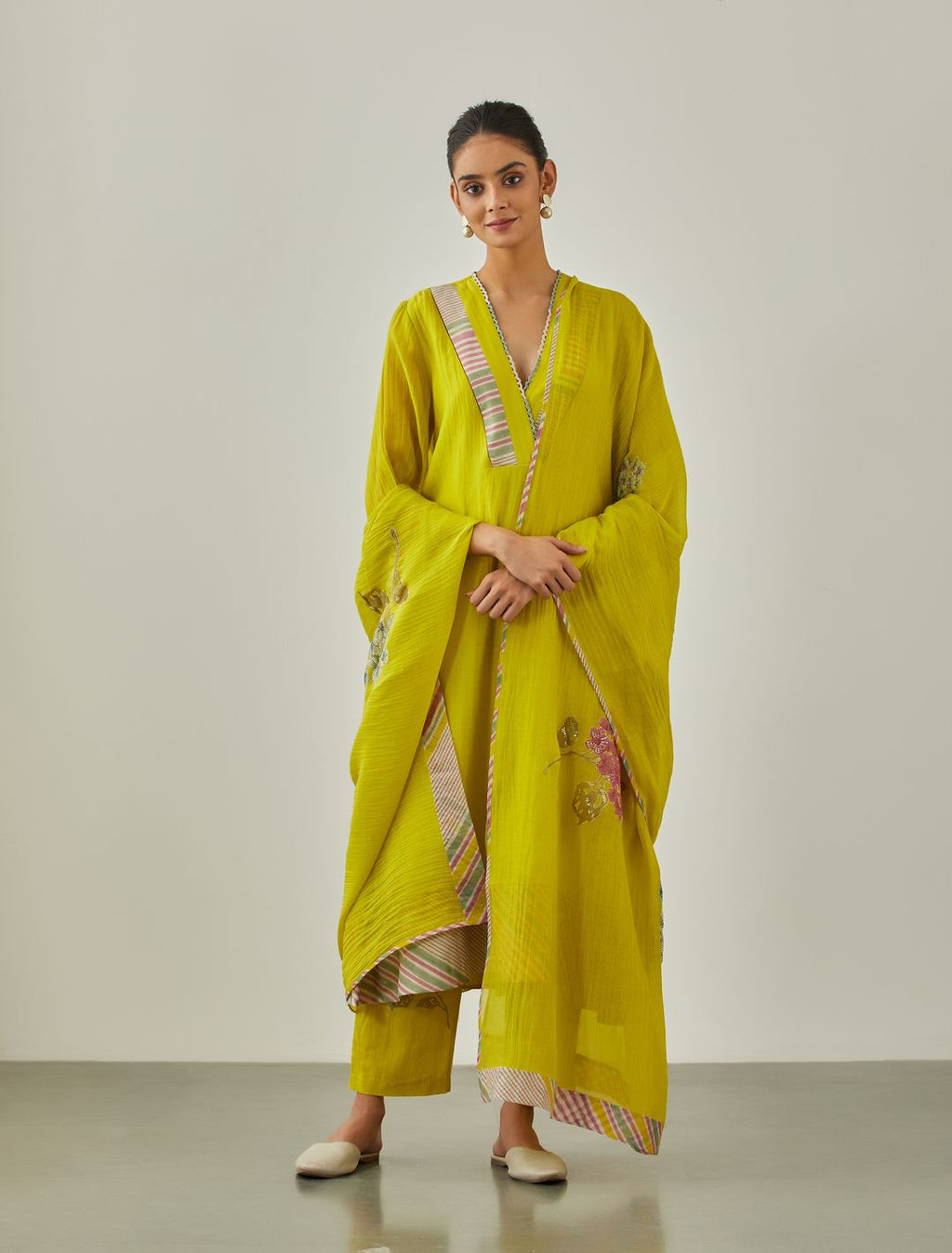 Lime Zarah Applique Dupatta - VineetRahul